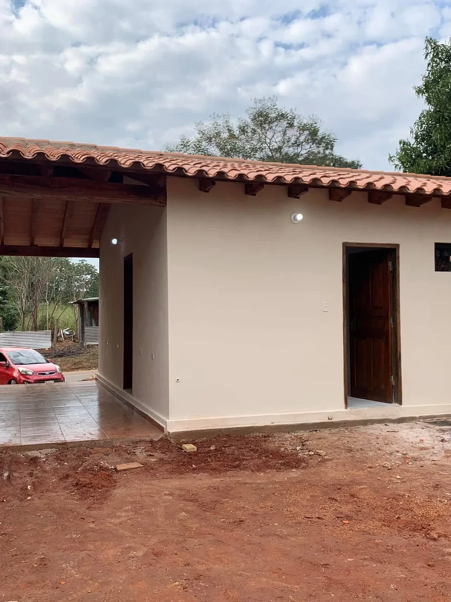 Vivienda con galería y cochera
